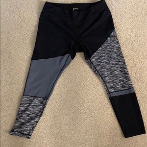 Zella crop leggings
